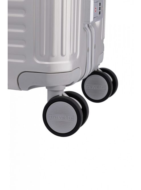 Travelite Next M ezüst közepes méretű prémium alumínium bőrönd