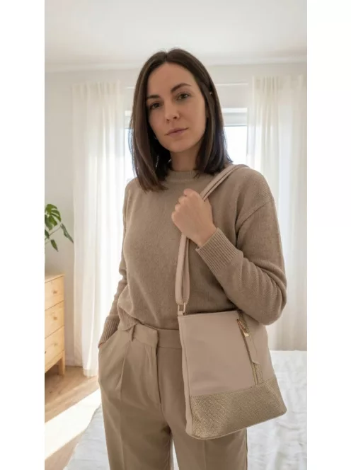 Karen N 157 bézs virág rostbőr táska