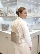 Karen rostbőr női hátizsák N 236 bis bézs virág