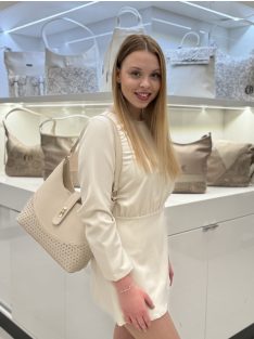 Karen D 658 bézs rostbőr táska