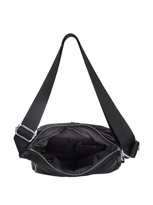 Karen 1750 fekete rostbőr táska