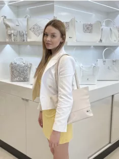 Karen D 655 bézs arany DK rostbőr táska
