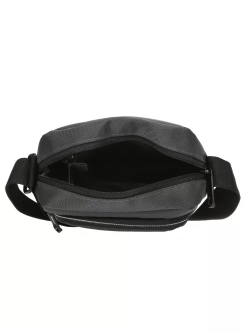 Enrico Benetti bordó 62130 férfi oldaltáska