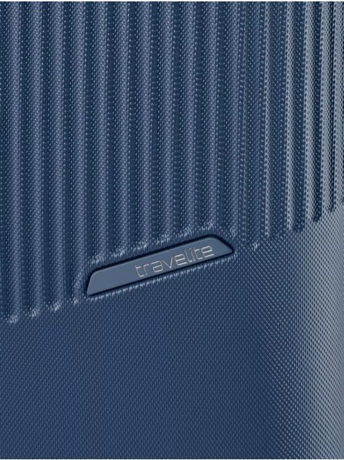 Travelite Bali M kék közepes méretű bőrönd 