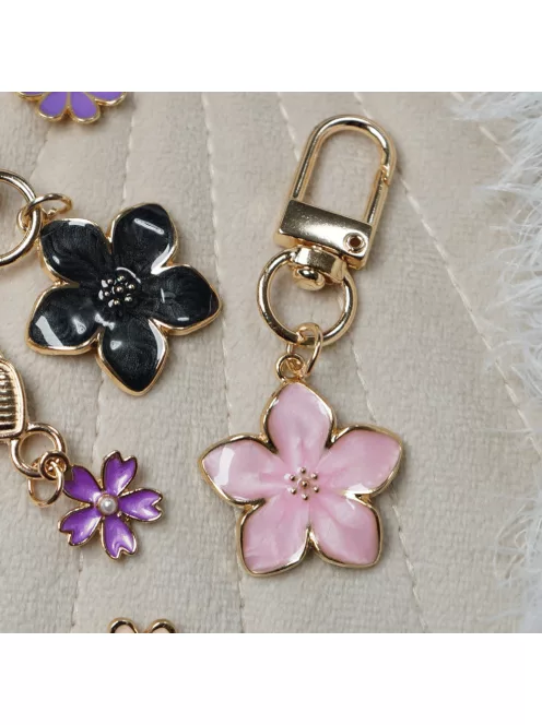 Zsákbamacska - Virág mintájú kicsi táskadísz és kulcstartó