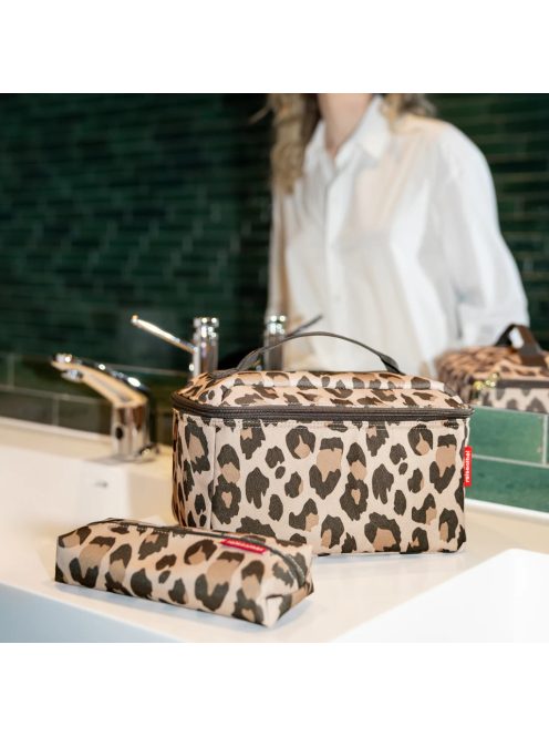Reisenthel FG6048 Beautycase set leo macchiato kozmetikai táska szett