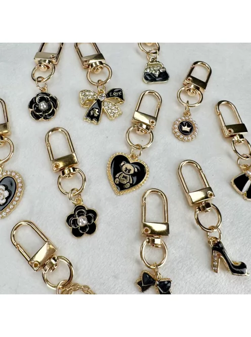 Zsákbamacska - Csajos kicsi táskadísz és kulcstartó