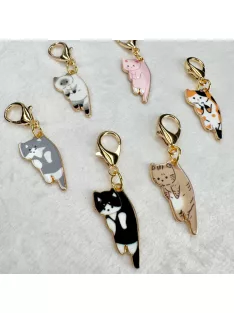 Zsákbamacska - Cicás kicsi táskadísz és kulcstartó