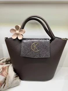 Virág alakú hajcsat és táskadísz púder