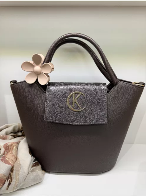 Virág alakú hajcsat és táskadísz púder