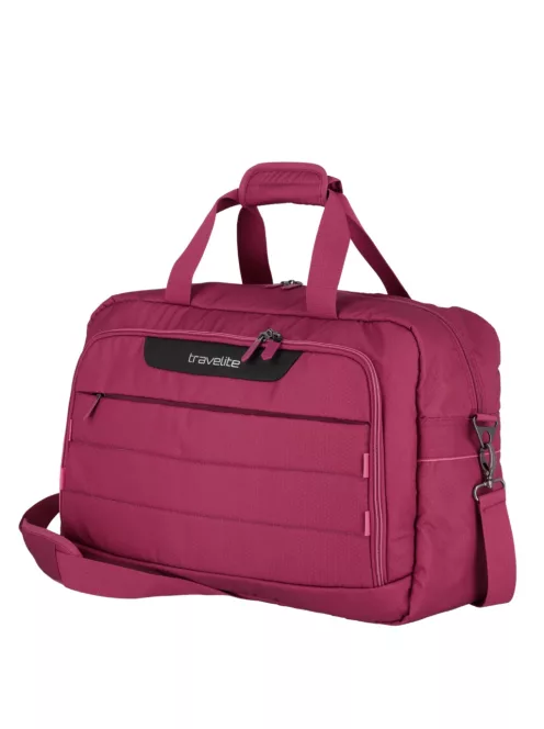 Travelite Skaii Weekender piros utazótáska és hátizsák