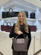 Karen rostbőr táska 9420 barna virág