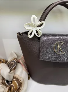 Virág alakú hajcsat fehér