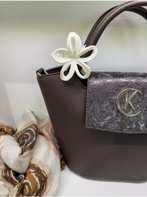 Virág alakú hajcsat fehér