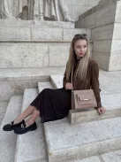 Chiara I 5064 fekete virág rostbőr női táska