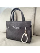 Gyöngyös táskadísz és kulcstartó virággal