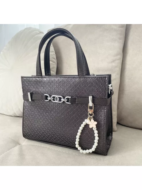 Gyöngyös táskadísz és kulcstartó virággal