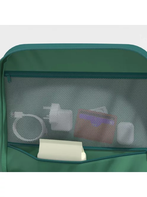 Cabinzero CZ082506 CLASSIC 28L - MEADOW GREEN 40x30x20 utazótáska/hátizsák