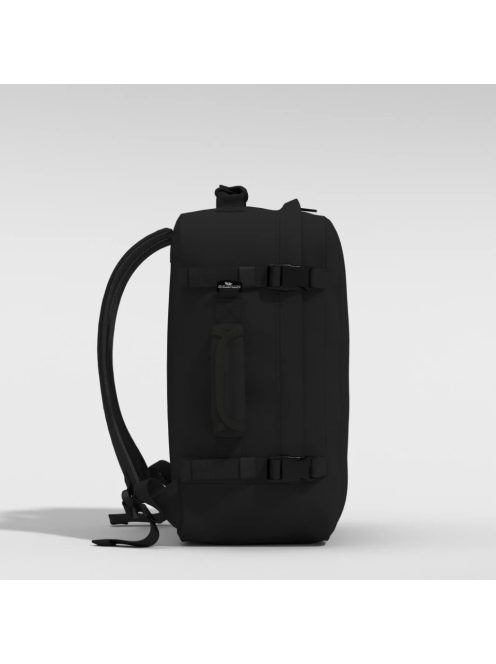 Cabinzero CZ171201 CLASSIC 36L - ABSOLUTE BLACK utazótáska/hátizsák