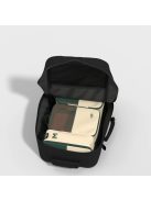 Cabinzero CZ171201 CLASSIC 36L - ABSOLUTE BLACK utazótáska/hátizsák