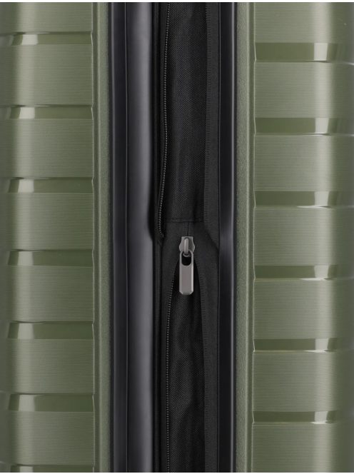 Travelite Air Base zöld 4 kerekű bővíthető közepes bőrönd