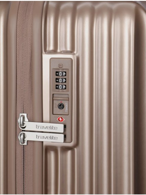Travelite Paros rose gold 4 kerekű bővíthető közepes bőrönd