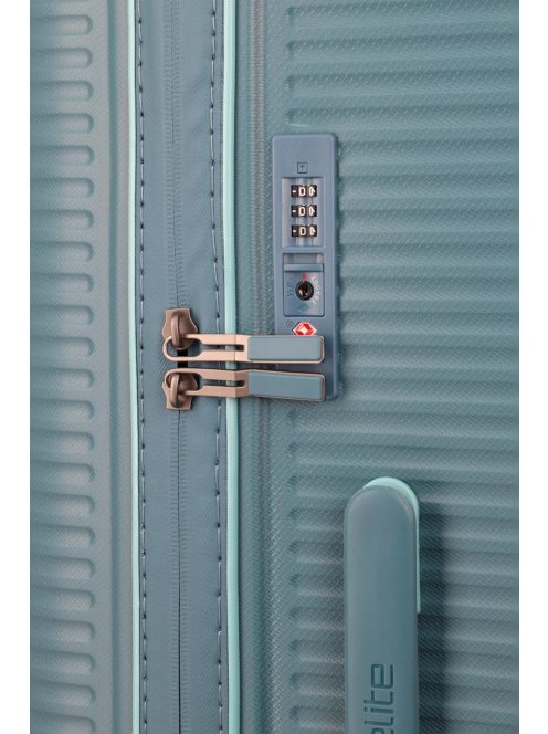 Travelite Roomer jégkék 4 kerekű bővíthető közepes bőrönd