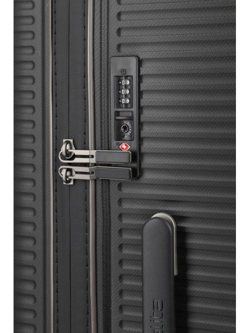 Travelite Roomer fekete 4 kerekű nagy bőrönd