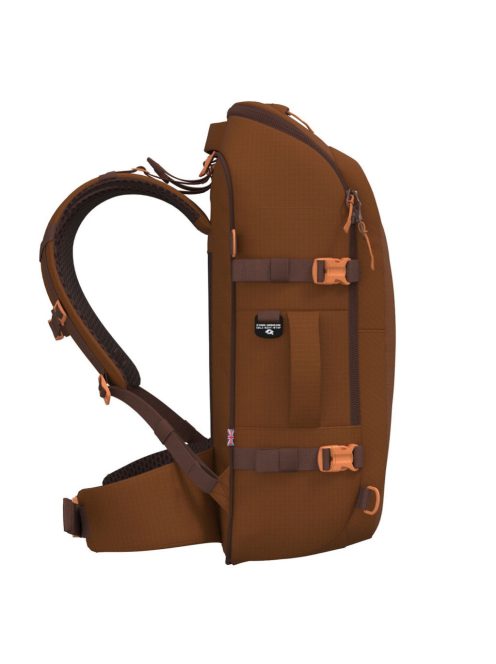 Cabinzero ADV 42L barna kabin méretű utazótáska/hátizsák