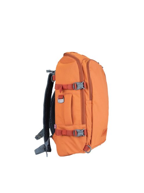 Cabinzero ADV Pro 32L narancssárga kabin méretű utazótáska/hátizsák