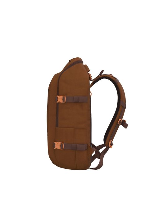 Cabinzero ADV 32L barna kabin méretű utazótáska/hátizsák