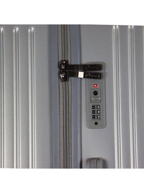 Benzi Girona ezüst 5 kerekű közepes bőrönd