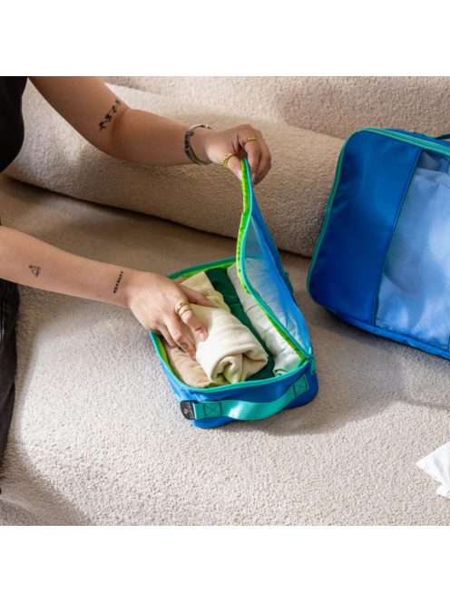 Cabinzero Lux Packing Cube M kék utazási csomagoló táska