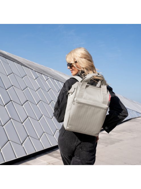 Reisenthel allrounder R bézs női hátizsák