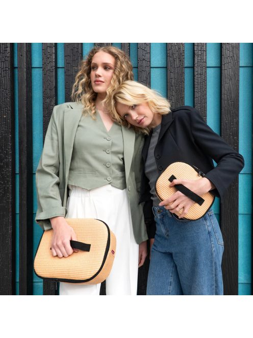 Reisenthel coolerbag S pocket bézs-fekete női uzsonnás hűtőtáska