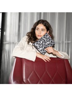 Reisenthel case 1 szürke-fekete mintás női sminktáska