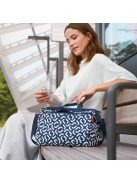 Reisenthel allrounder S pocket kék-fehér mintás kicsi női utazótáska