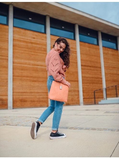 Vuch Borzas narancssárga női hátizsák/válltáska