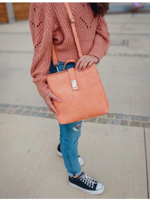 Vuch Borzas narancssárga női hátizsák/válltáska