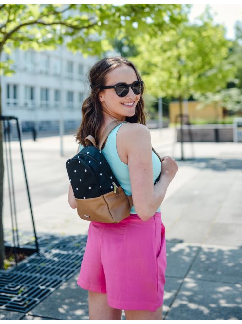 Vuch Gendy fekete-bézs pöttyös női hátizsák