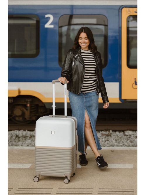 Enrico Benetti Princetown lila-bézs 4 kerekű 3 részes bőrönd szett