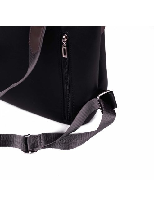 Vuch Vermi női hátizsák fekete