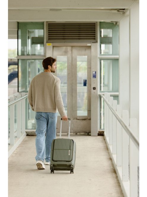 Enrico Benetti Tokyo zöld 4 kerekű első zsebes kabinbőrönd