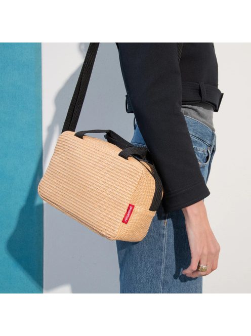 Reisenthel coolerbag to-go bézs-fekete női uzsonnás táska