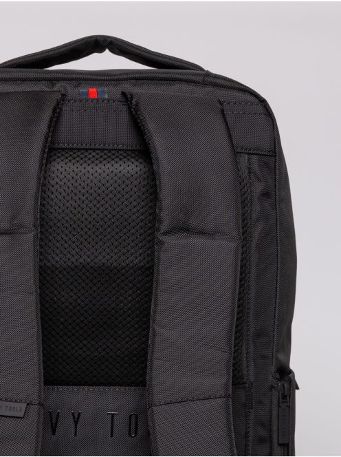 Heavy Tools Edison25 fekete laptoptartós hátizsák 15,6"